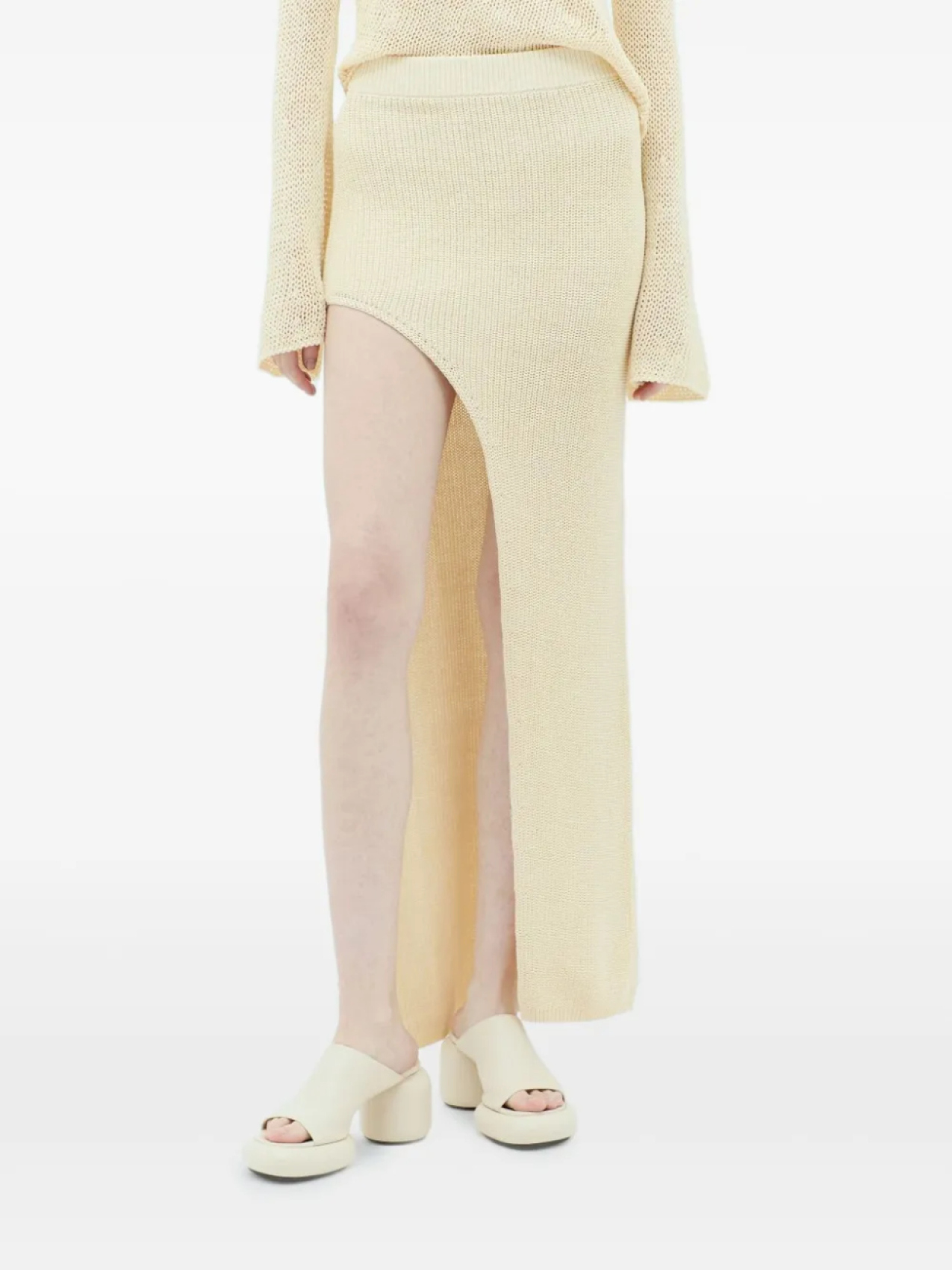 Асимметричная юбка Aya Muse, нейтральный
Асимметричная юбка Aya Muse, нейтральный