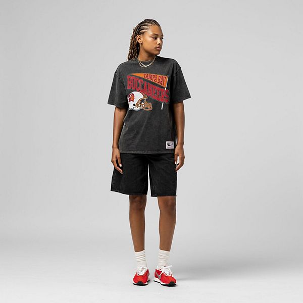 Женская черная футболка Tampa Bay Buccaneers Team Dynamic Mitchell & Ness, Черный, Женская черная футболка Tampa Bay Buccaneers Team Dynamic Mitchell & Ness
Женская черная футболка Tampa Bay Buccaneers Team Dynamic Mitchell & Ness, Черный, Женская черная футболка Tampa Bay Buccaneers Team Dynamic Mitchell & Ness