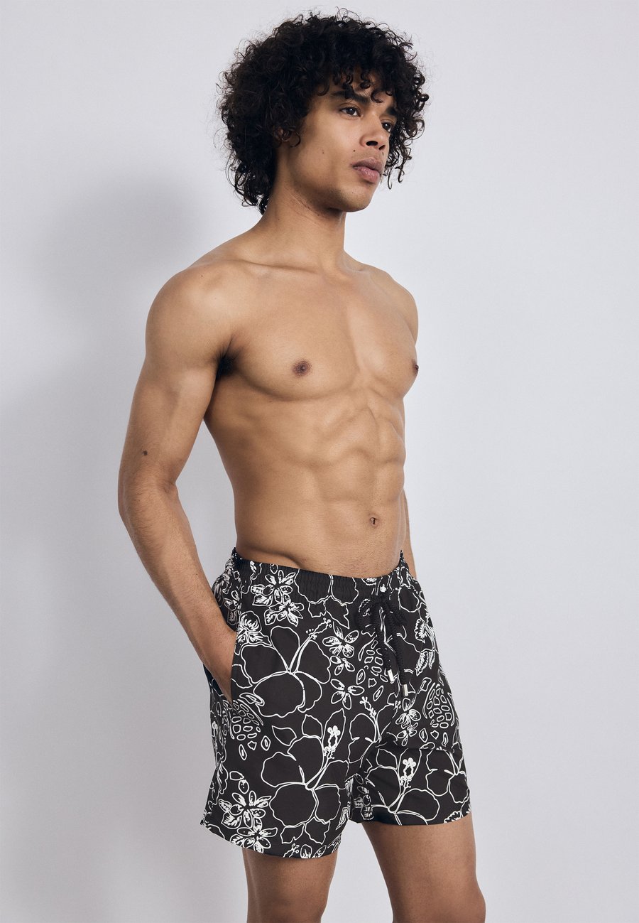 Шорты для плавания Vilebrequin MOOREA, Noir/Black
Шорты для плавания Vilebrequin MOOREA, Noir/Black