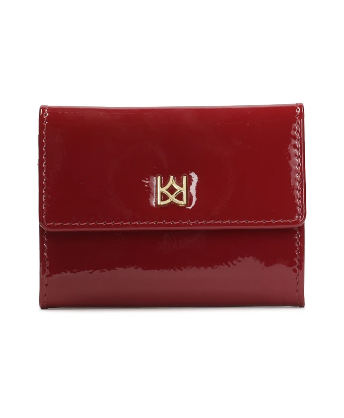 Небольшой кошелек из лакированной кожи. Kazar, красный
Небольшой кошелек из лакированной кожи. Kazar, красный