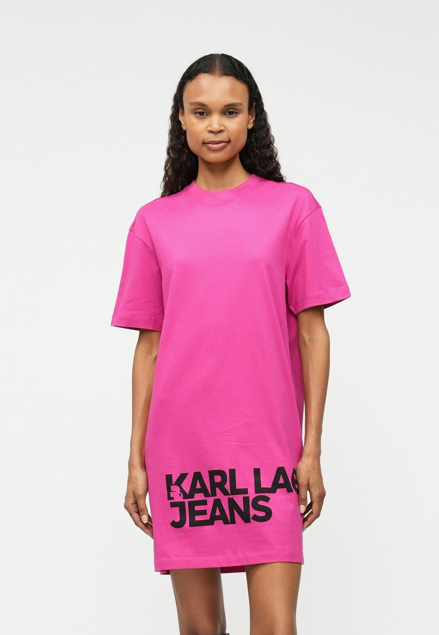 Платье Karl Lagerfeld Jeans LOGO TEE DRESS, Very Berry/Pink
Платье Karl Lagerfeld Jeans LOGO TEE DRESS, Very Berry/Pink