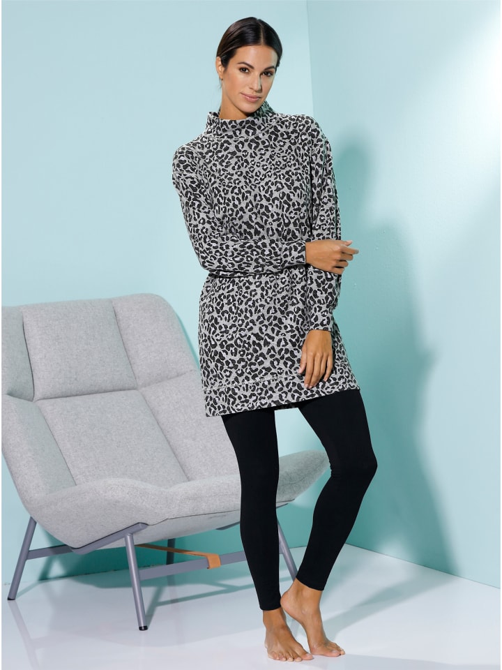 Длинная рубашка из серого меланжа с черным узором Comodo
Длинная рубашка из серого меланжа с черным узором Comodo