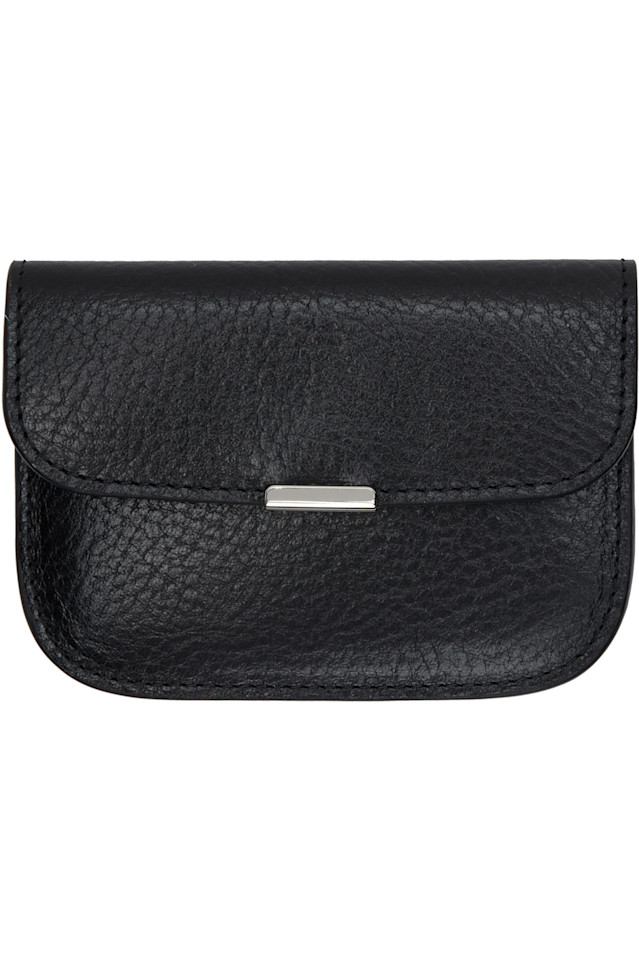 Мягкий держатель для карт Lemaire, черный
Мягкий держатель для карт Lemaire, черный