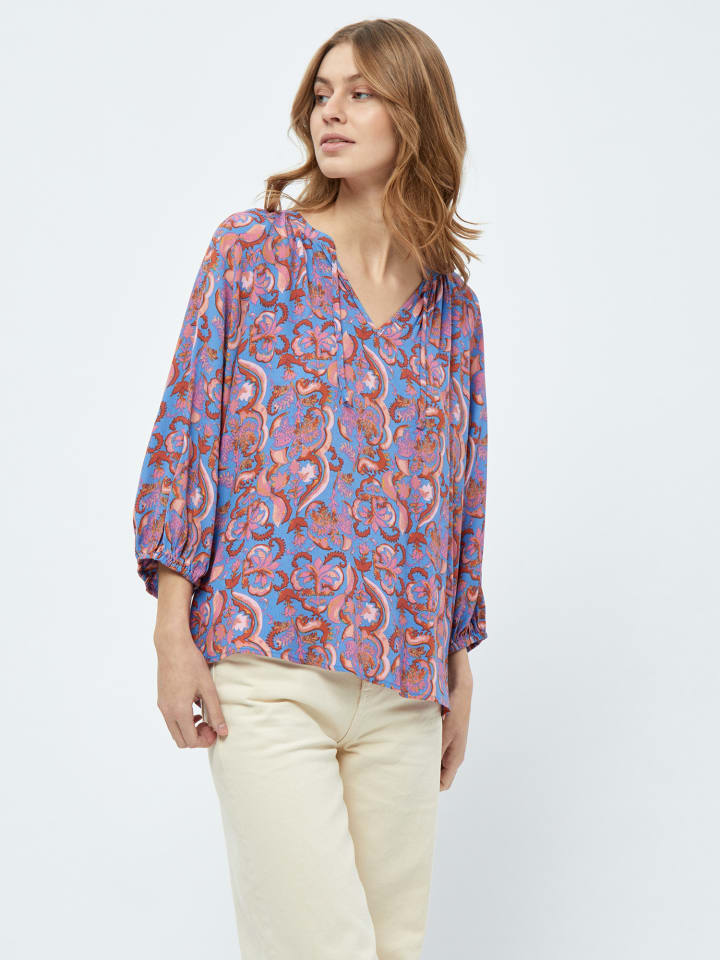 Блузка в цвете REGATTA BLUE PR minus
Блузка в цвете REGATTA BLUE PR minus