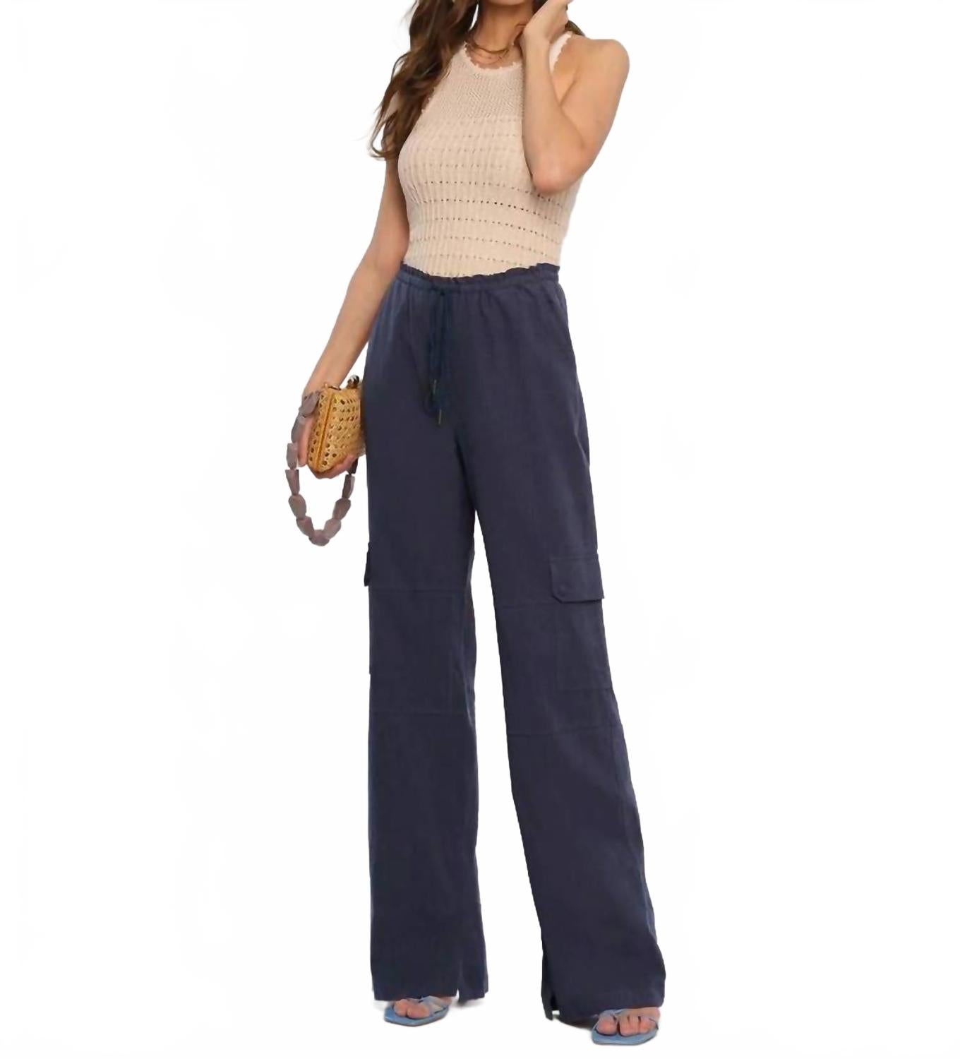 Валентина Брюки в синем цвете Heartloom
Валентина Брюки в синем цвете Heartloom