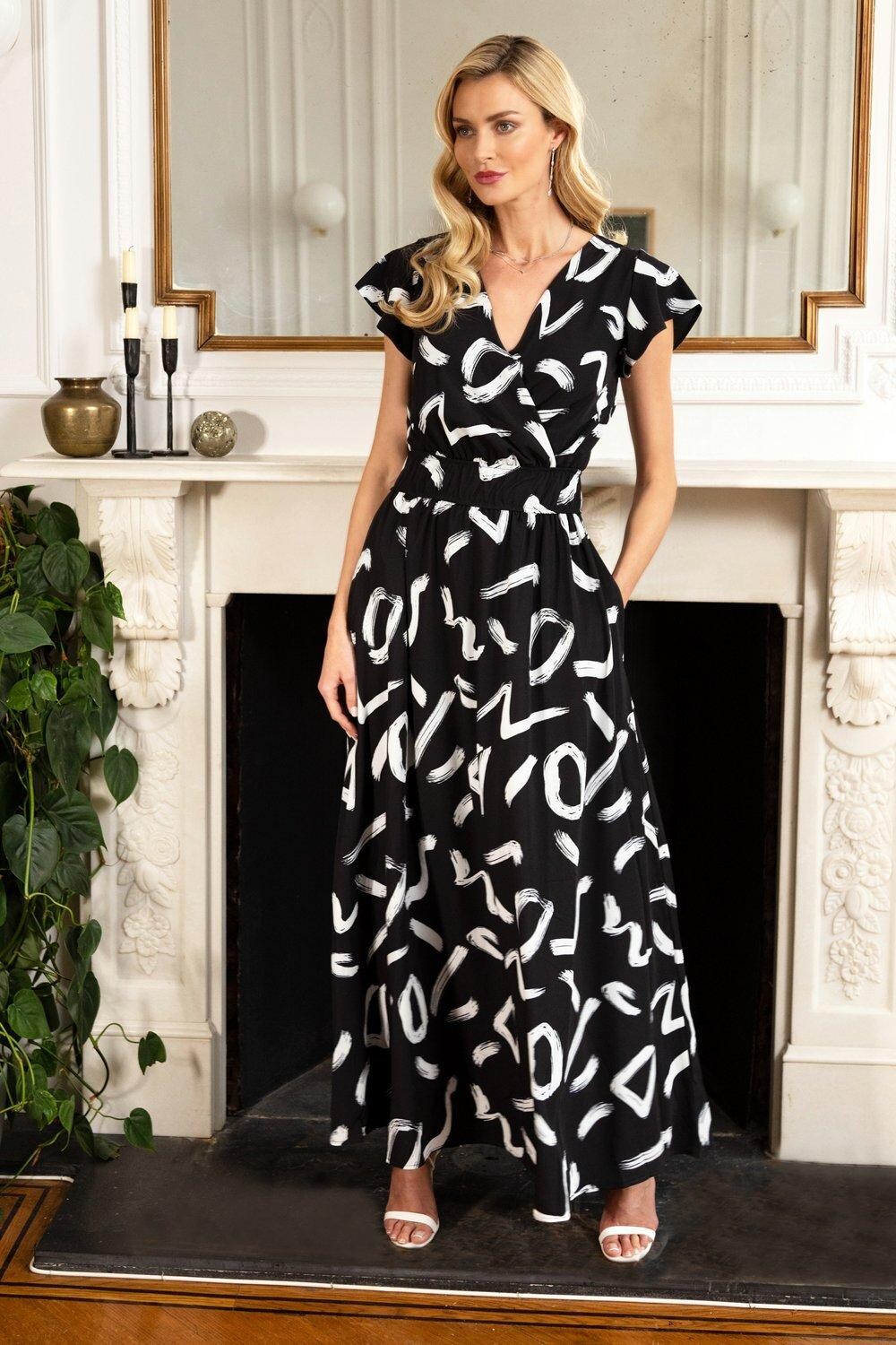 Шифоновое платье макси с запахом Hot Squash, мультиколор
Шифоновое платье макси с запахом Hot Squash, мультиколор