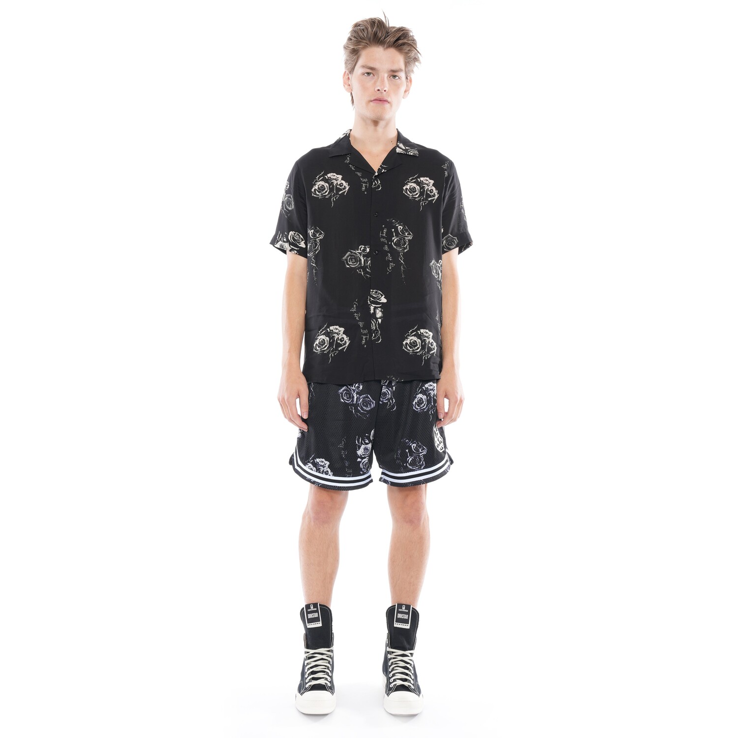 СЕТОЧНЫЕ ШОРТЫ С ШИПАМИ Cult of Individuality-Men, черный
СЕТОЧНЫЕ ШОРТЫ С ШИПАМИ Cult of Individuality-Men, черный