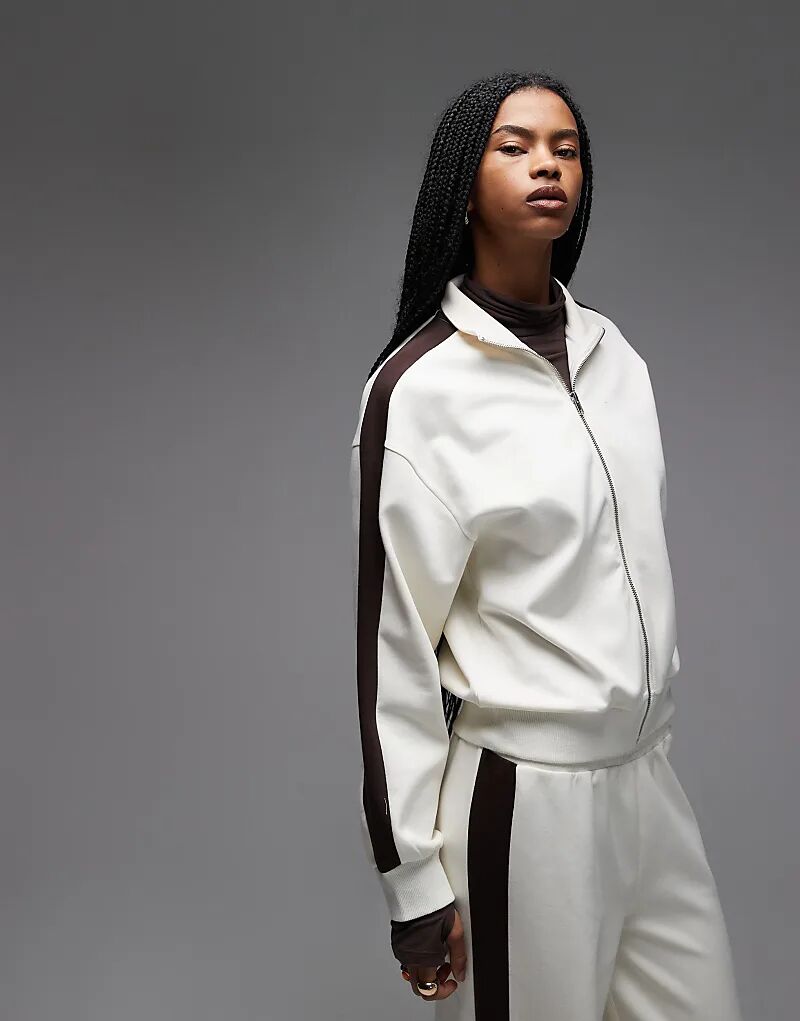 Комбинезон-трансформер ASOS DESIGN на молнии с контрастной шоколадной отделкой кремового цвета
Комбинезон-трансформер ASOS DESIGN на молнии с контрастной шоколадной отделкой кремового цвета