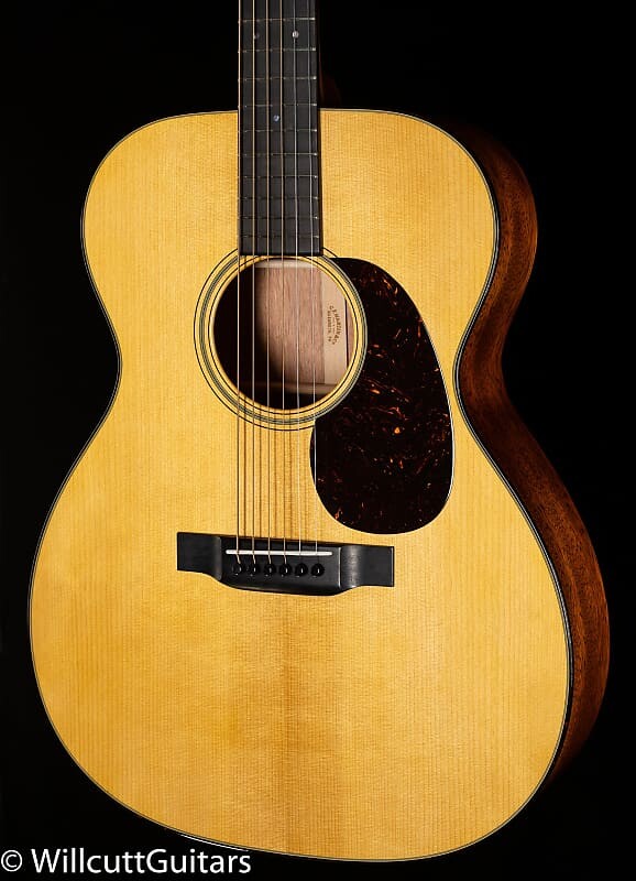 Акустическая гитара Martin Custom Shop 000 18 Style Sinker Mahogany/Adirondack VTS
Акустическая гитара Martin Custom Shop 000 18 Style Sinker Mahogany/Adirondack VTS