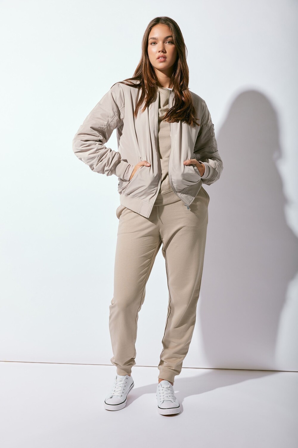 Спортивные брюки с манжетами Long Tall Sally, бежевый
Спортивные брюки с манжетами Long Tall Sally, бежевый