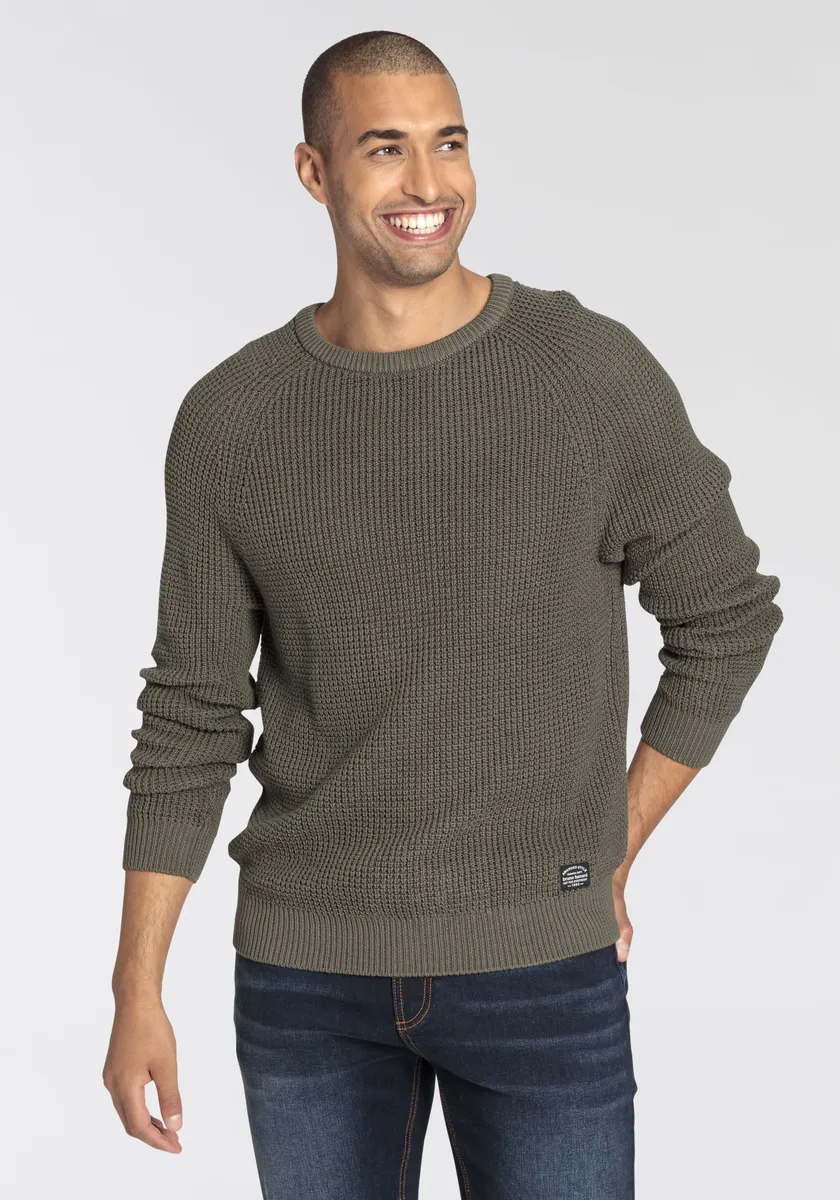 Свитер Bruno Banani с круглым вырезом особой структуры, хаки
Свитер Bruno Banani с круглым вырезом особой структуры, хаки