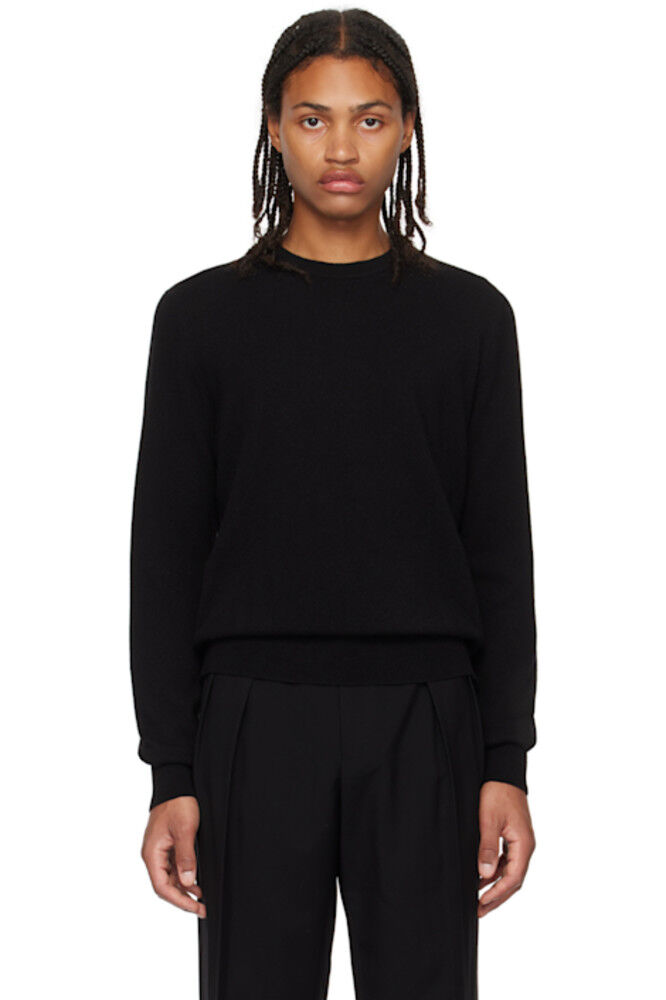 Черный свитер Бенджи The Row
Черный свитер Бенджи The Row