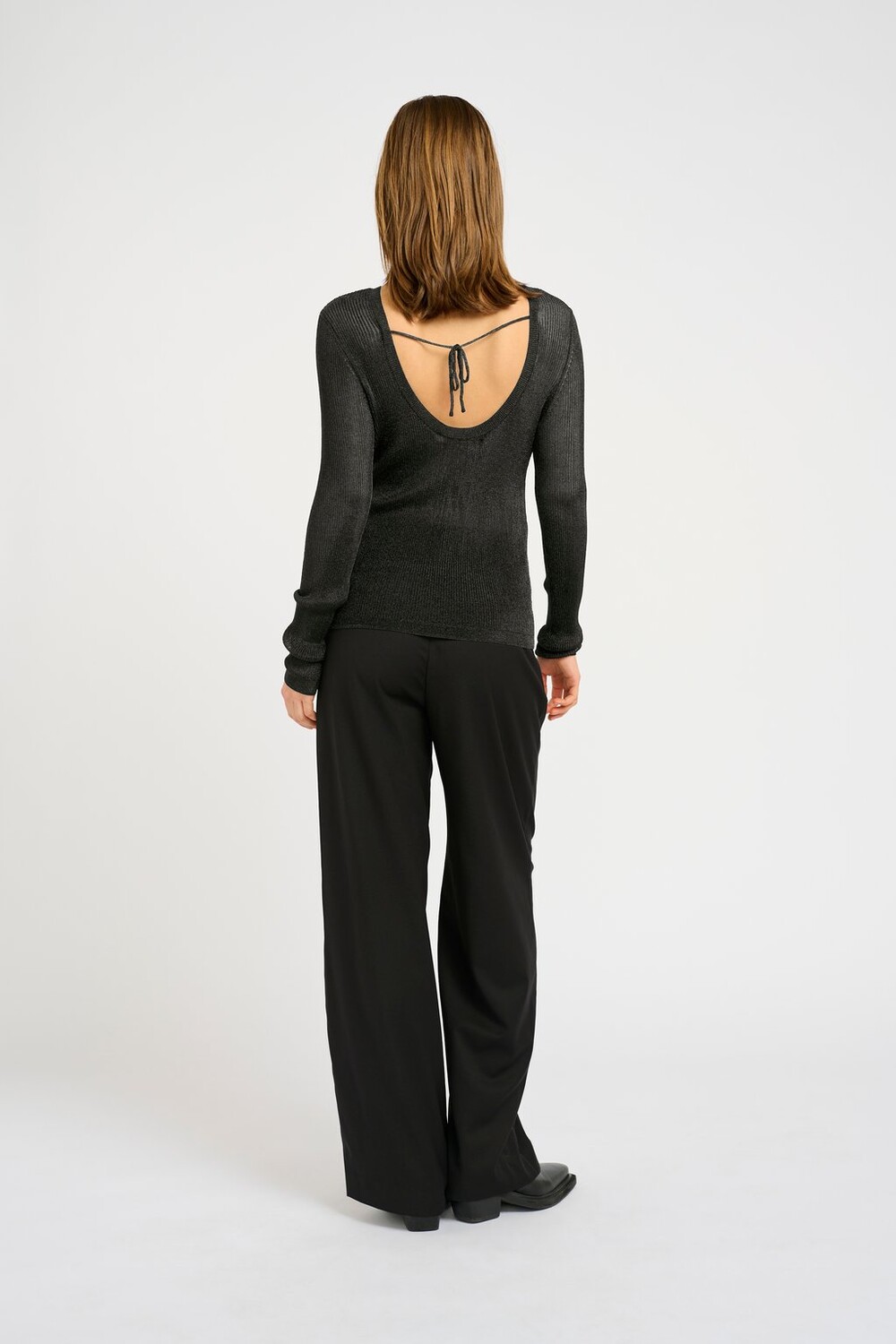 Джемпер SILVI DEEP BACK Gestuz, черный
Джемпер SILVI DEEP BACK Gestuz, черный