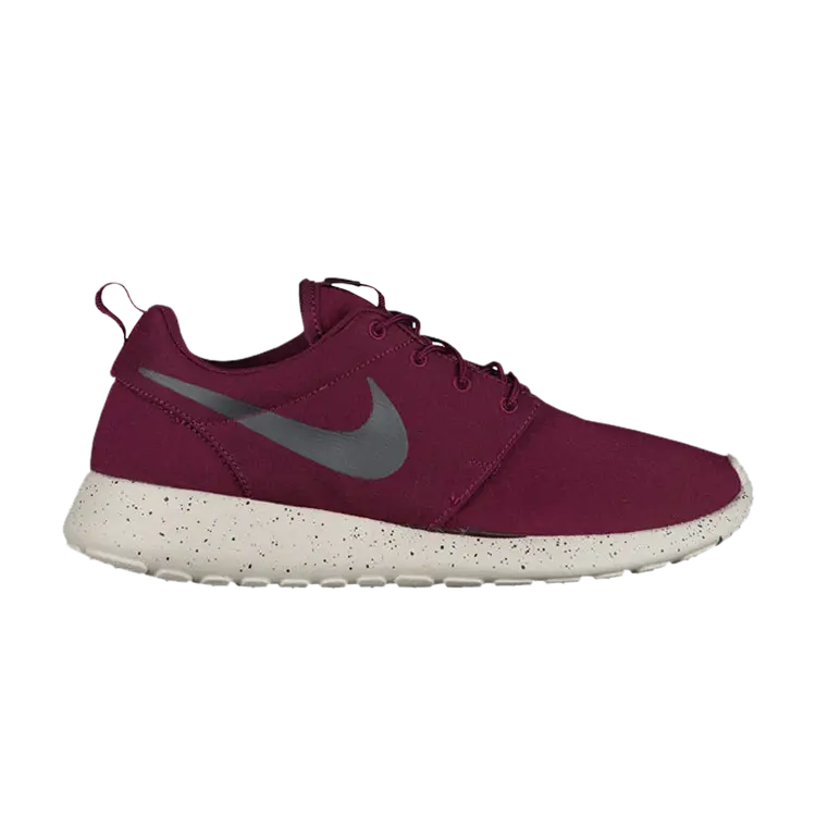Кроссовки Nike Roshe One SE 'Bordeaux', красный
Кроссовки Nike Roshe One SE 'Bordeaux', красный