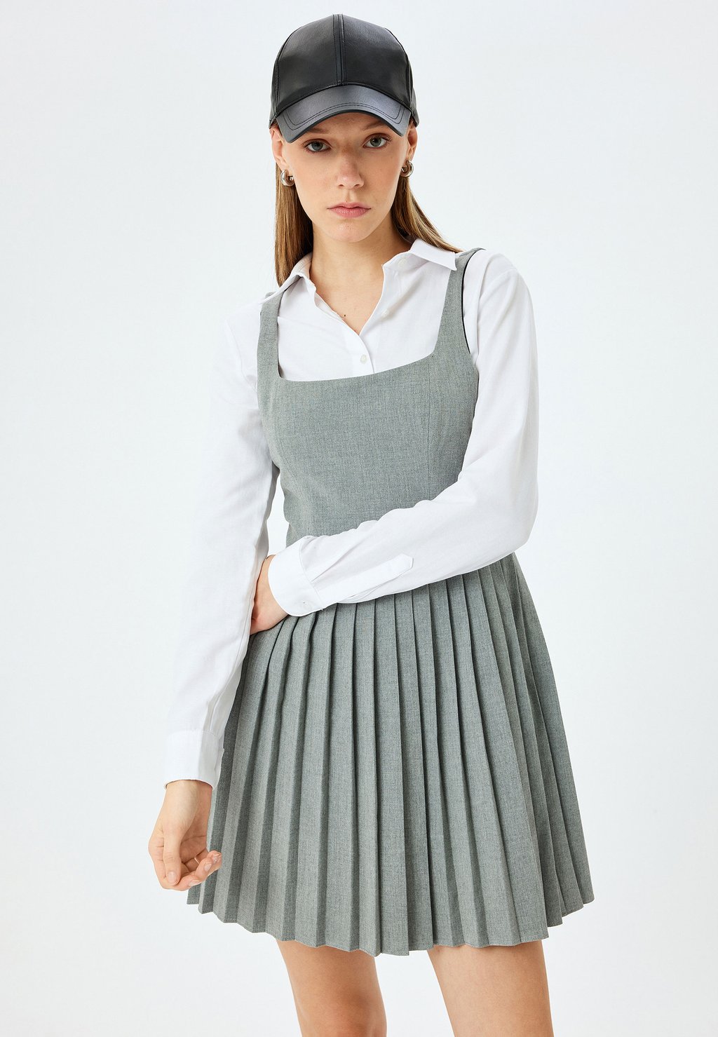 Повседневное платье MINI Koton, серый
Повседневное платье MINI Koton, серый