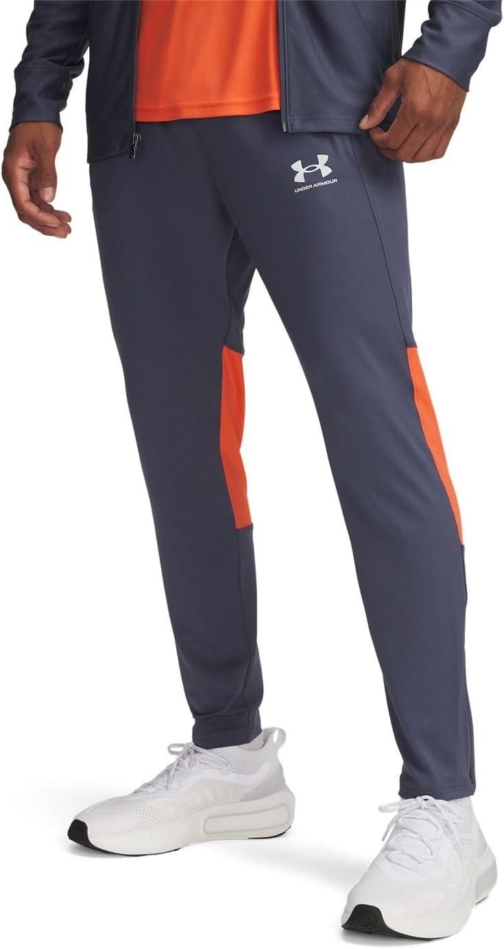 Тренировочные штаны Under Armour Challenger, Downpour Gray (044)
Тренировочные штаны Under Armour Challenger, Downpour Gray (044)
