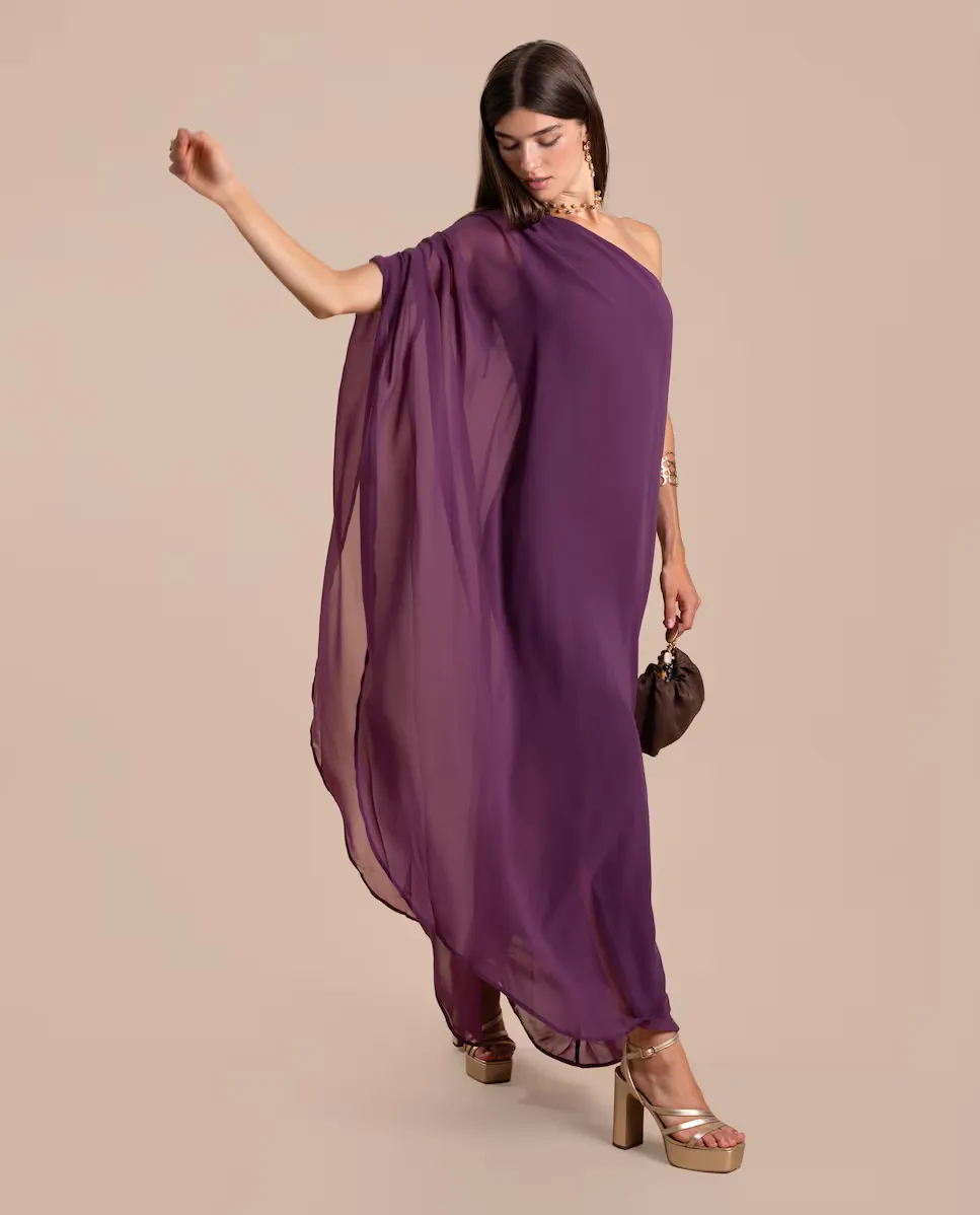 Длинное платье с ассиметричной накидкой The-Are, пурпурный
Длинное платье с ассиметричной накидкой The-Are, пурпурный