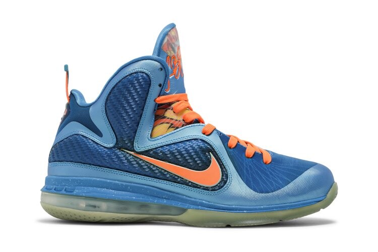 Кроссовки Nike LeBron 9 'China', синий
Кроссовки Nike LeBron 9 'China', синий