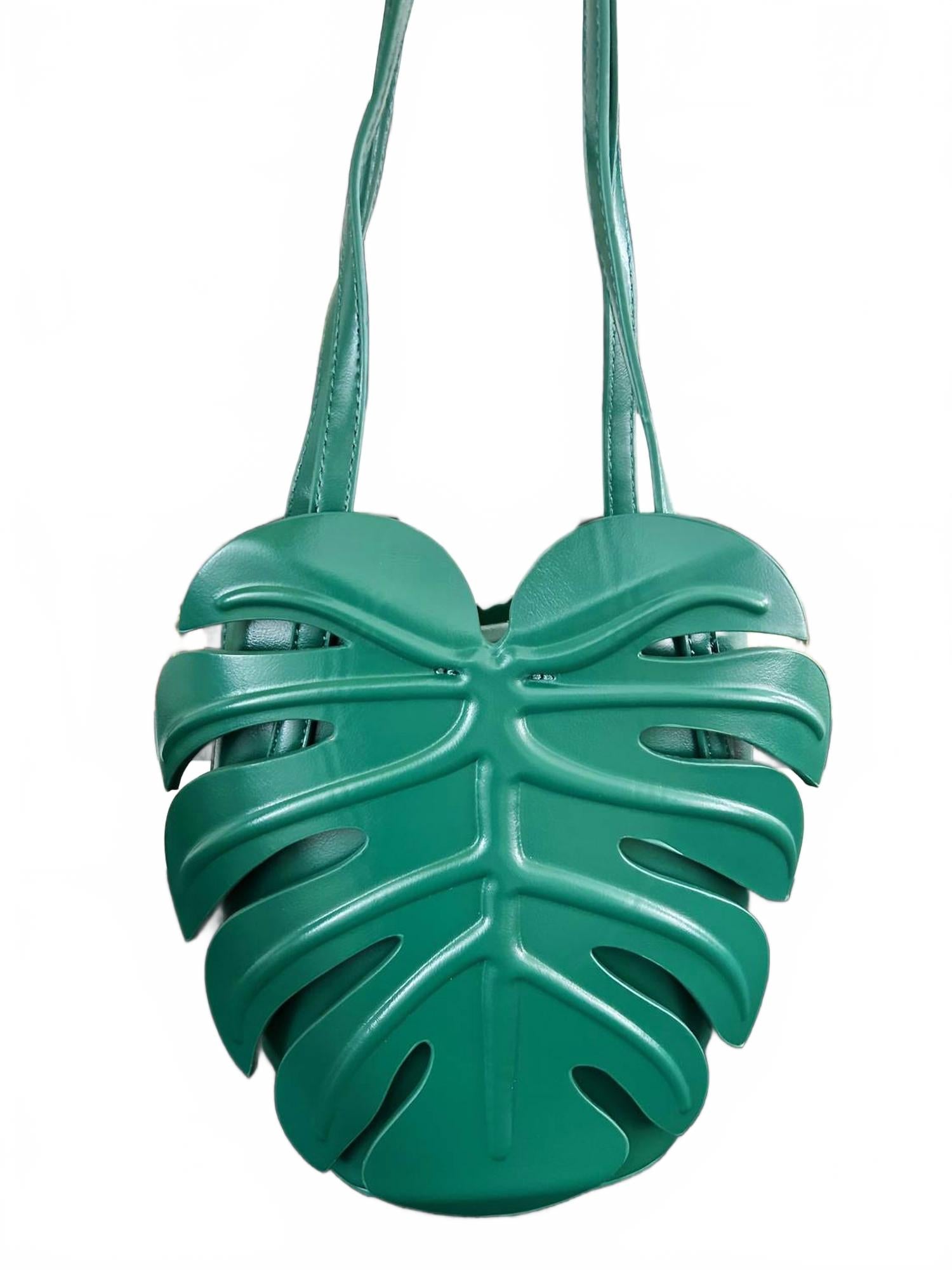 Женская сумка Palma Leaf в зеленом цвете BC Handbags
Женская сумка Palma Leaf в зеленом цвете BC Handbags