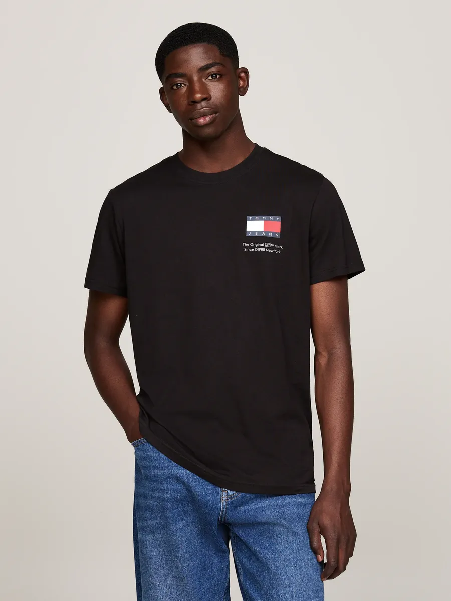 Футболка Tommy Jeans "TJM SLIM 2PACK S/S FLAG DNA TEE" с большим логотипом на груди, зеленый
Футболка Tommy Jeans "TJM SLIM 2PACK S/S FLAG DNA TEE" с большим логотипом на груди, зеленый