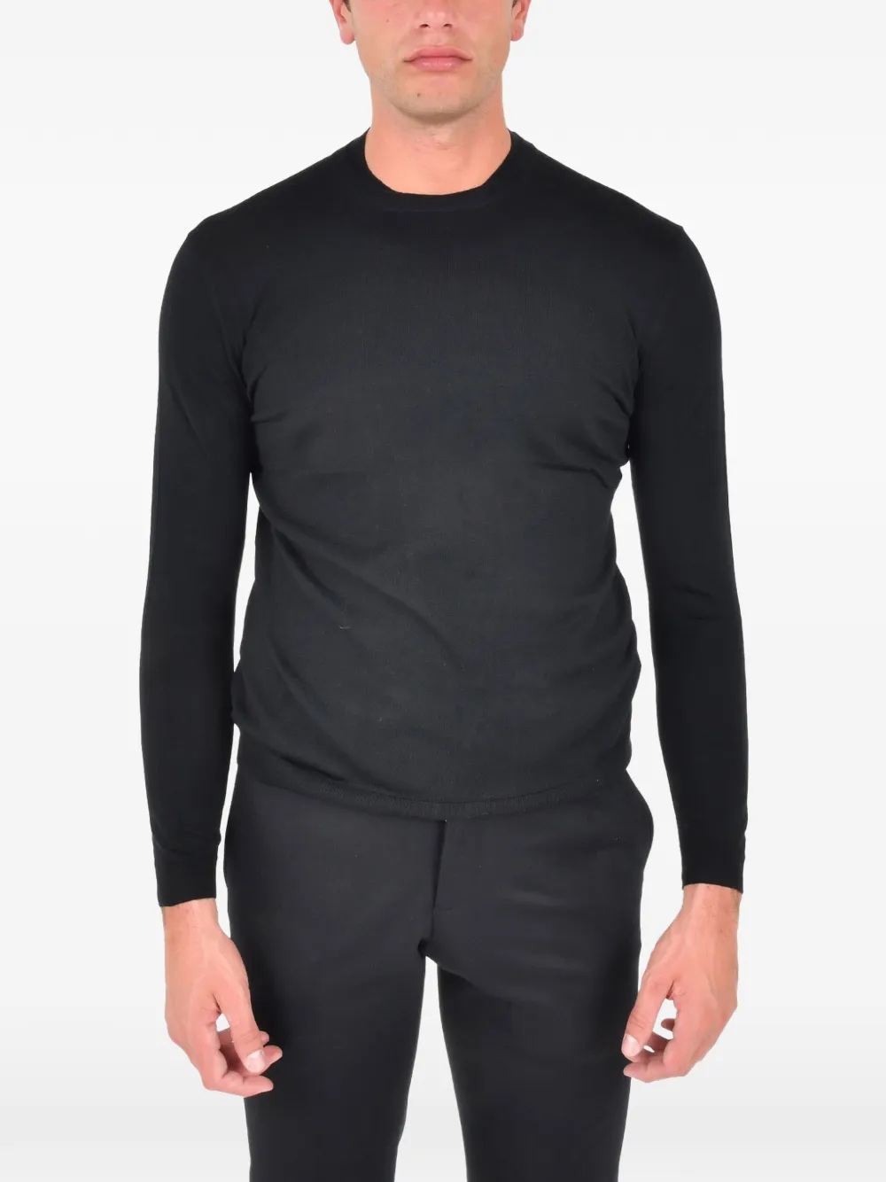 Свитер в рубчик с круглым вырезом Franzese Collection, черный
Свитер в рубчик с круглым вырезом Franzese Collection, черный