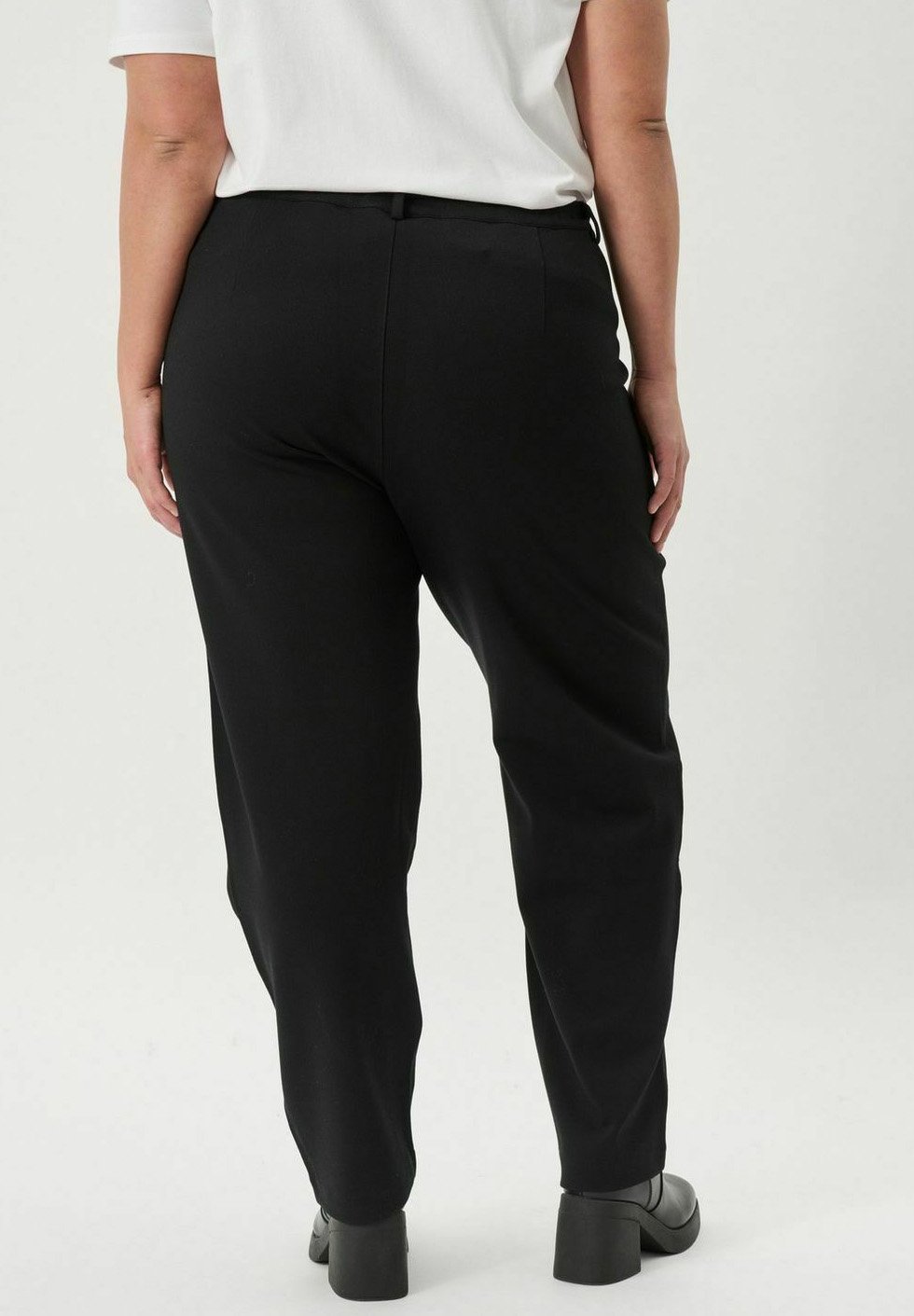 Брюки ADIA, черный
Брюки ADIA, черный