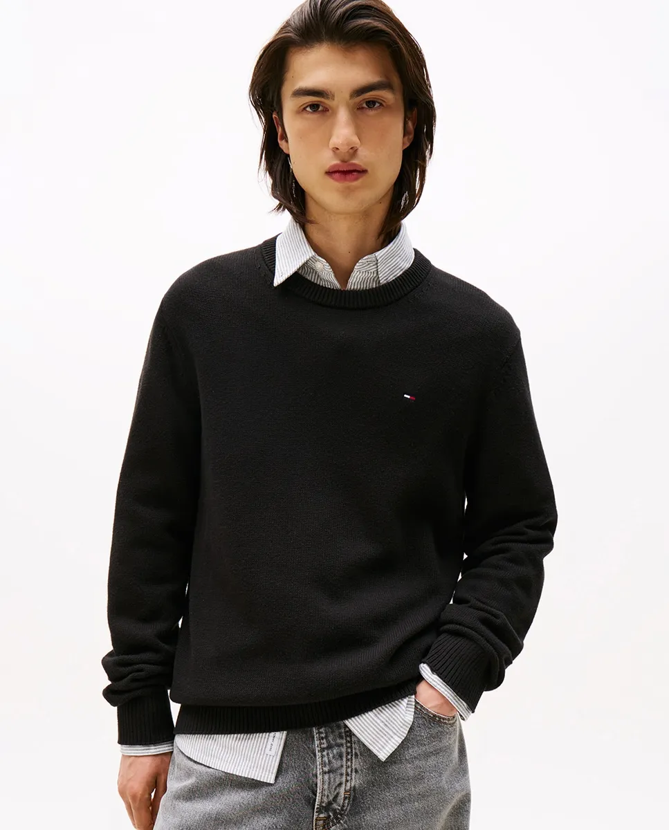 Базовый мужской джемпер облегающего кроя с круглым вырезом Tommy Jeans, черный
Базовый мужской джемпер облегающего кроя с круглым вырезом Tommy Jeans, черный