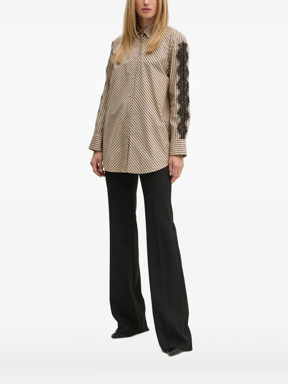 Полосатая рубашка с кружевной отделкой Bruuns Bazaar, нейтральный
Полосатая рубашка с кружевной отделкой Bruuns Bazaar, нейтральный