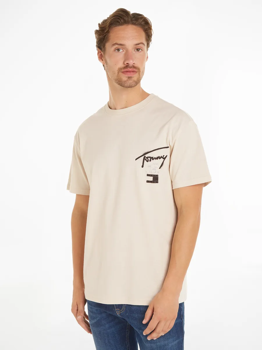 Футболка Tommy Jeans "TJM REG GRAFFITI SIG TEE EXT" с надписью-логотипом, цвет Newsprint
Футболка Tommy Jeans "TJM REG GRAFFITI SIG TEE EXT" с надписью-логотипом, цвет Newsprint