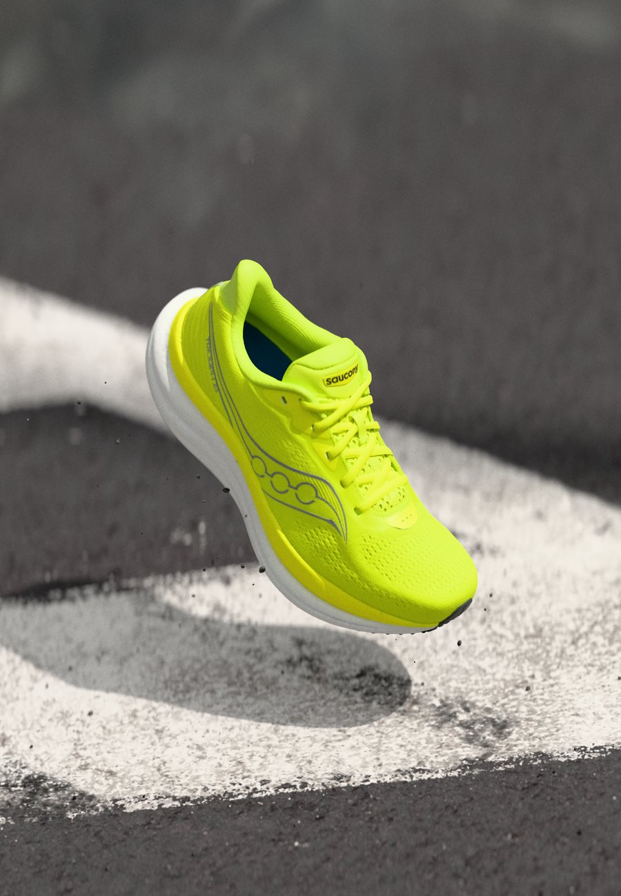 Кроссовки Saucony TRIUMPH 23, Citron/Neon Yellow
Кроссовки Saucony TRIUMPH 23, Citron/Neon Yellow