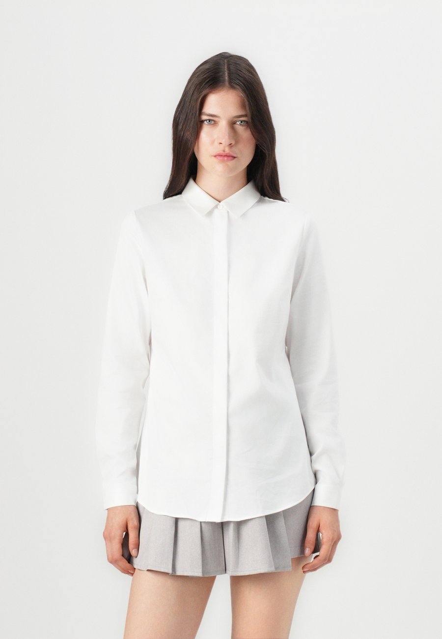 Блуза Selected Femme SLFROMIE FITTED, Bright White/White
Блуза Selected Femme SLFROMIE FITTED, Bright White/White