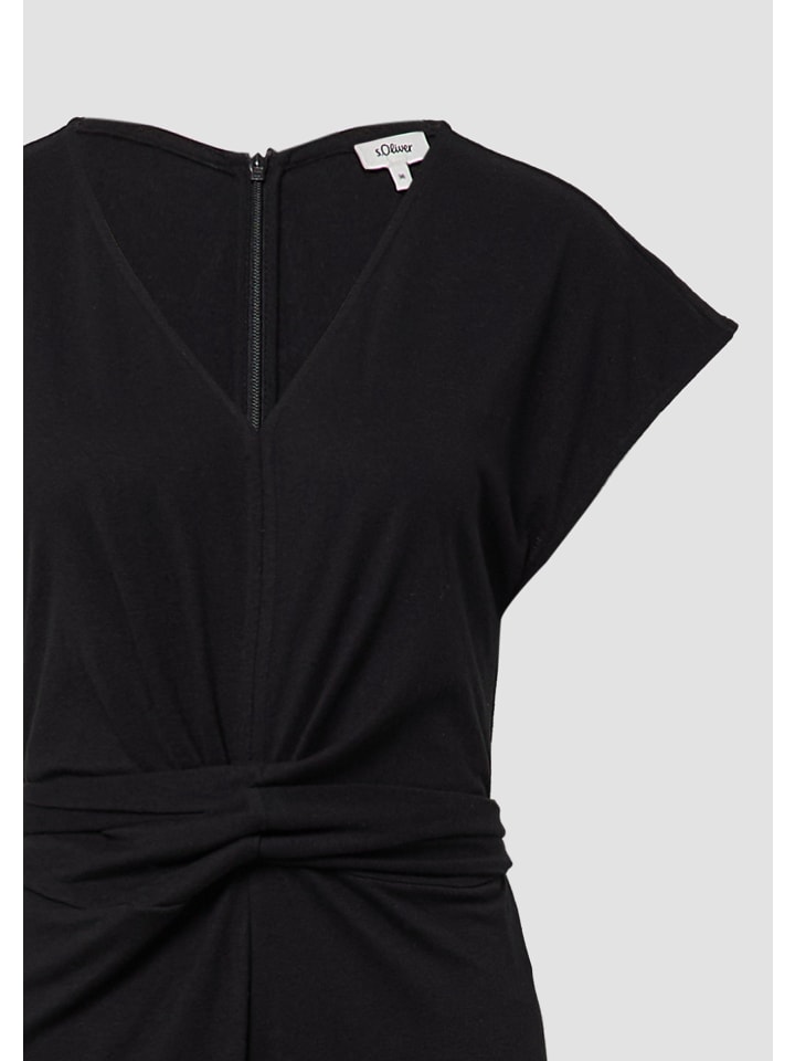 Комбинезон s.Oliver, черный
Комбинезон s.Oliver, черный