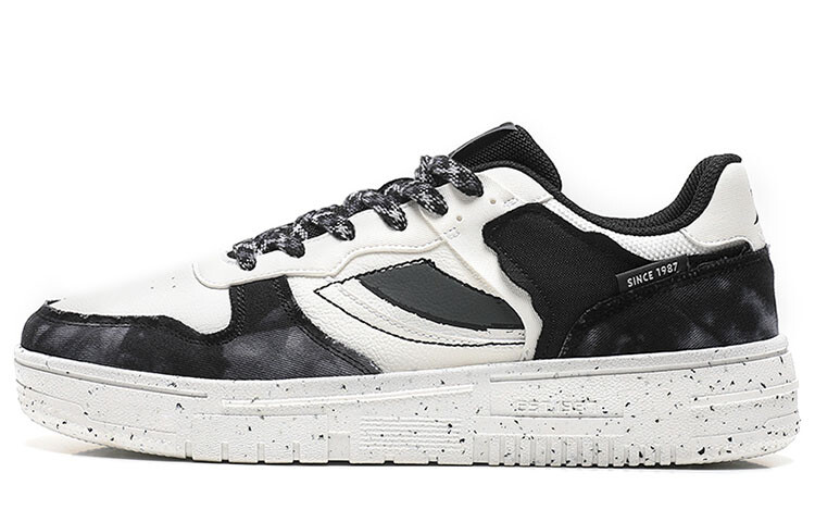 Кроссовки XTEP Skateboarding Shoes Men Low-top White/Black, белый/черный
Кроссовки XTEP Skateboarding Shoes Men Low-top White/Black, белый/черный