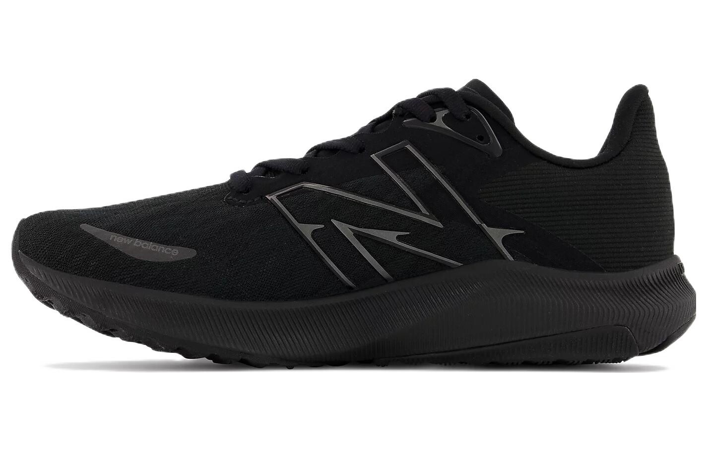 Кроссовки New Balance NB FuelCell Propel для женщин
Кроссовки New Balance NB FuelCell Propel для женщин