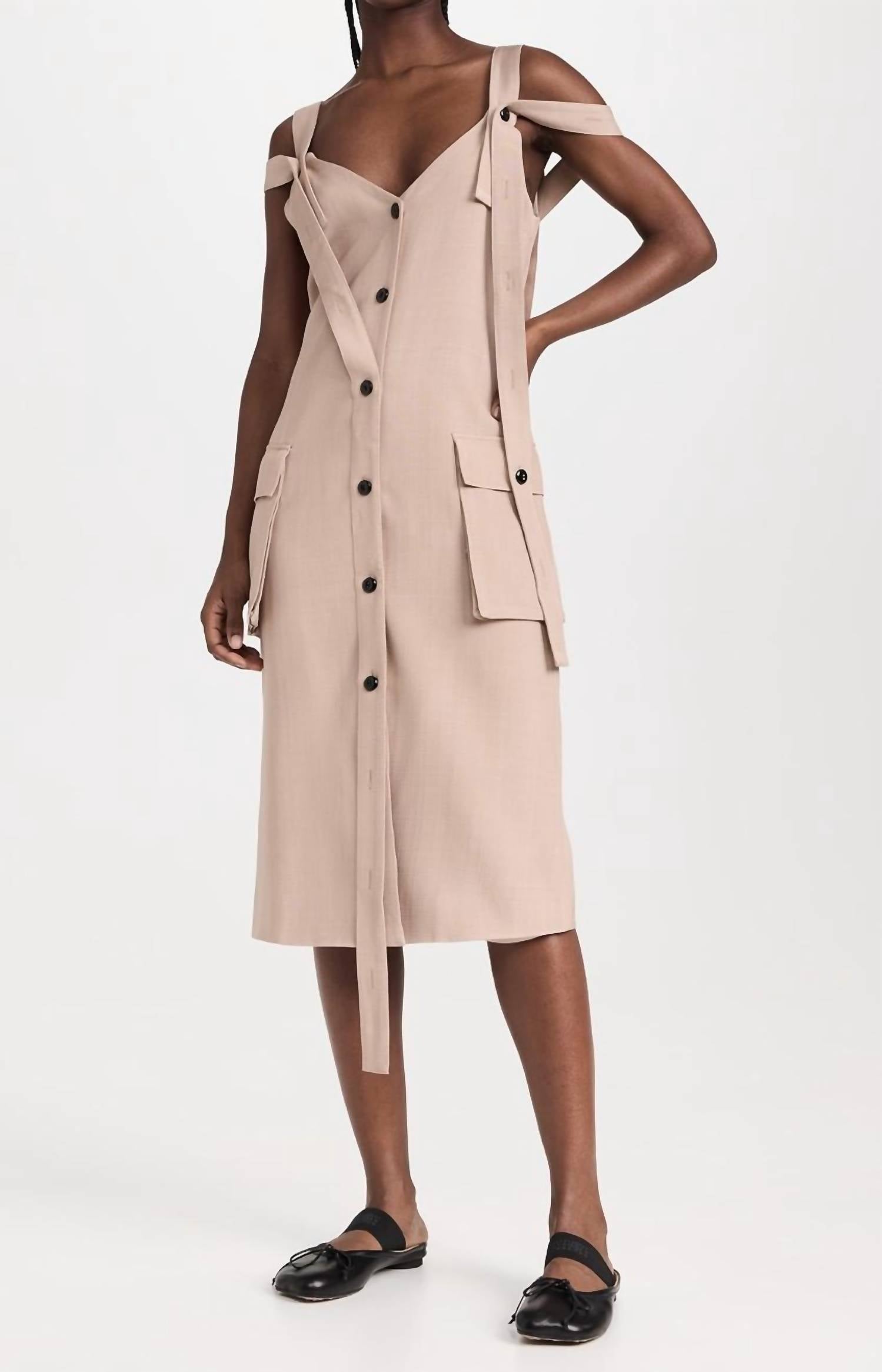 Платье Адриано Песочного цвета STINE GOYA, цвет sand
Платье Адриано Песочного цвета STINE GOYA, цвет sand