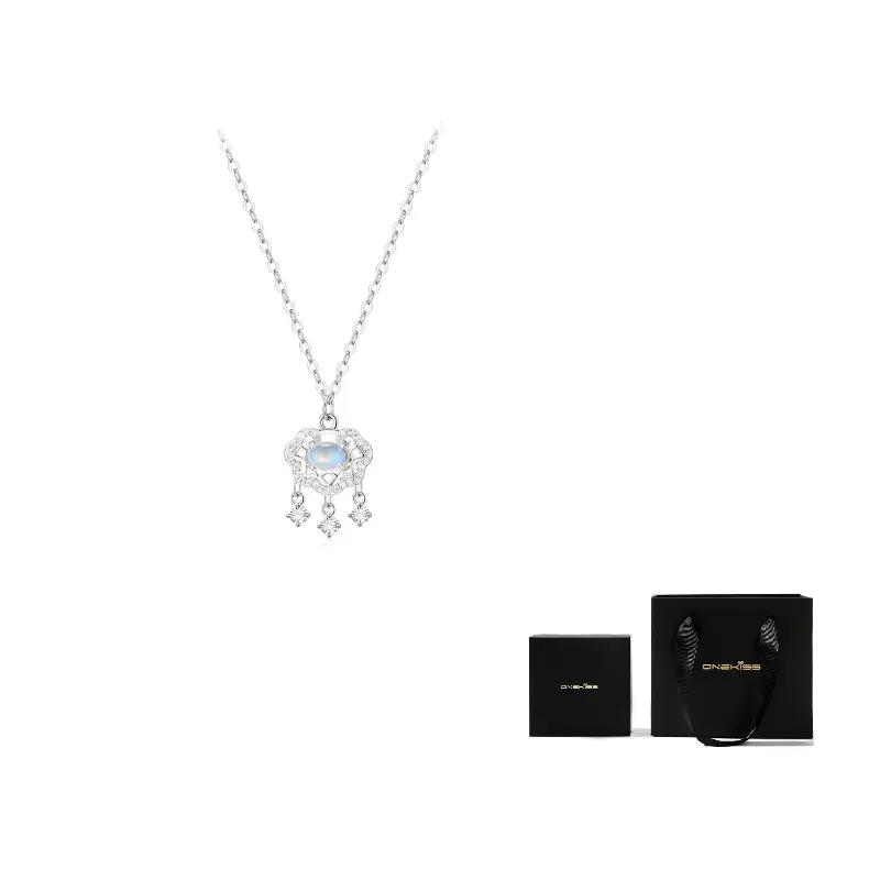 Искусственная цирконовая подвеска Women's ONEKISS
Искусственная цирконовая подвеска Women's ONEKISS