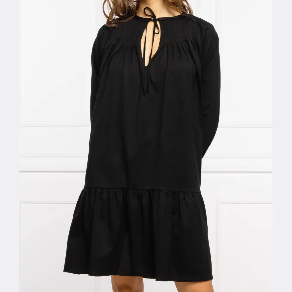 Платье c_eleani Boss, черный
Платье c_eleani Boss, черный