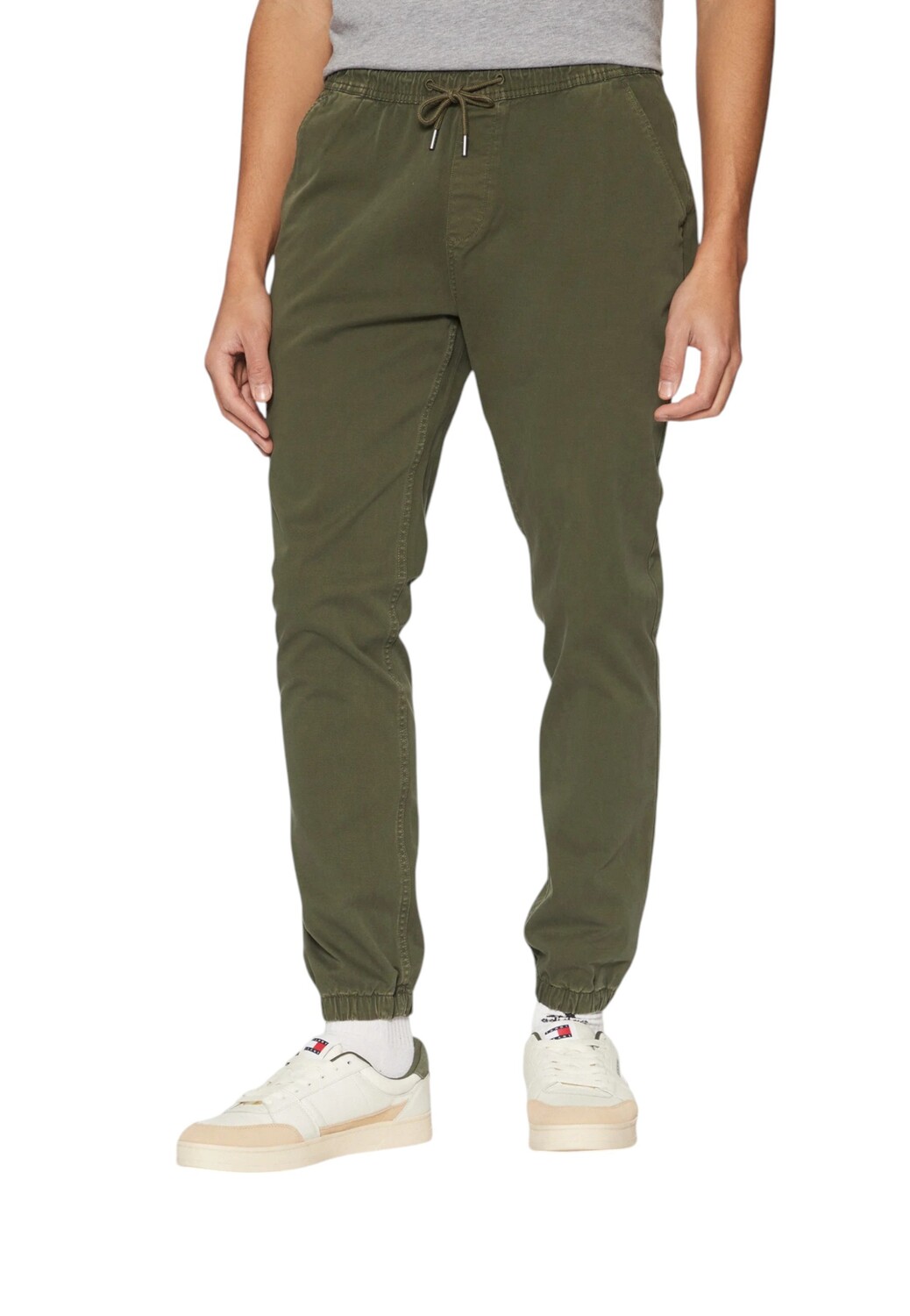 Брюки мужские Tommy Jeans джоггеры, зеленый
Брюки мужские Tommy Jeans джоггеры, зеленый