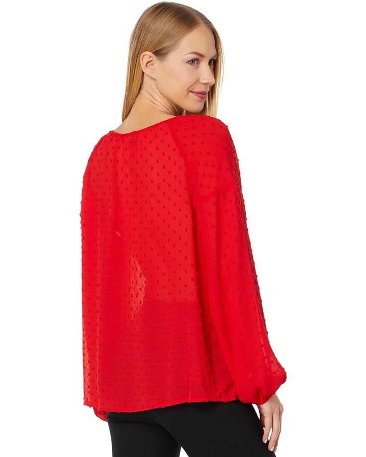 Блуза Vince Camuto Long Sleeve Keyhole Front Crinkle Clip Dot Blouse, цвет Fireball
Блуза Vince Camuto Long Sleeve Keyhole Front Crinkle Clip Dot Blouse, цвет Fireball