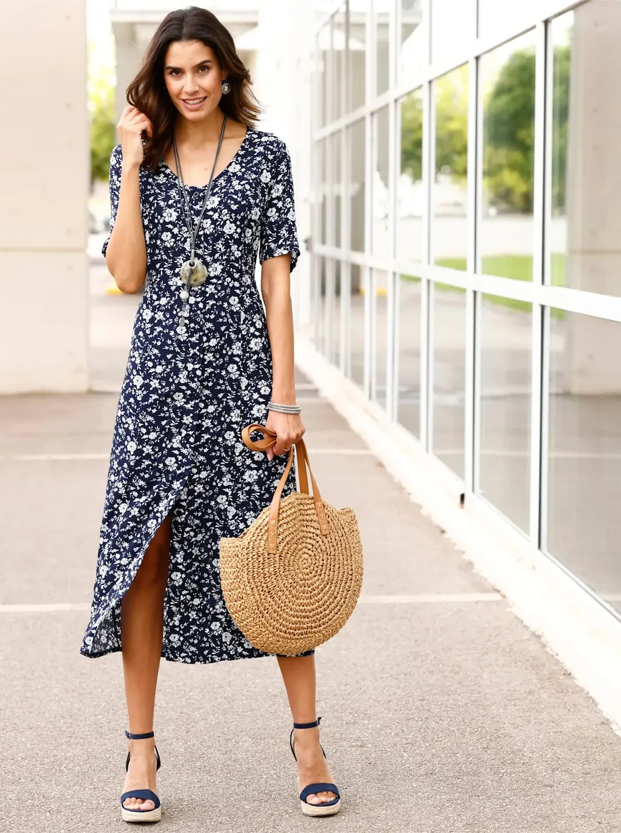 Вдохновение летнее платье "Платье" Inspirationen, синий
Вдохновение летнее платье "Платье" Inspirationen, синий