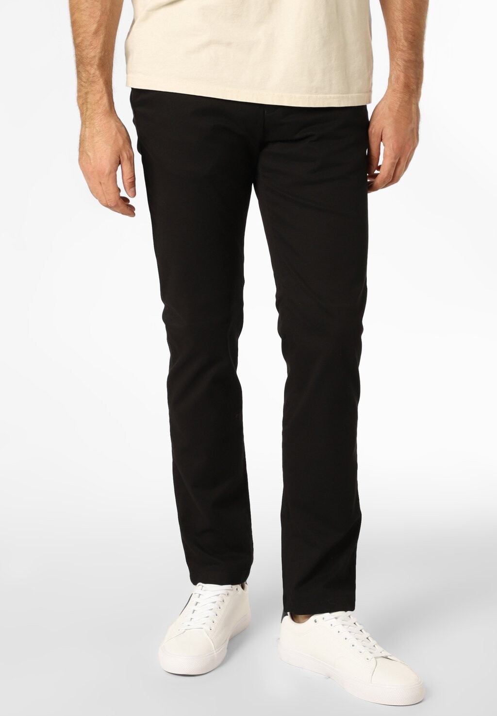 Брюки MODERN FIT bugatti, цвет schwarz
Брюки MODERN FIT bugatti, цвет schwarz