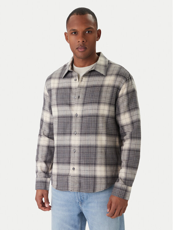 Рубашка regular fit Easy LV04RD105G Calvin Klein Jeans, бежевый
Рубашка regular fit Easy LV04RD105G Calvin Klein Jeans, бежевый