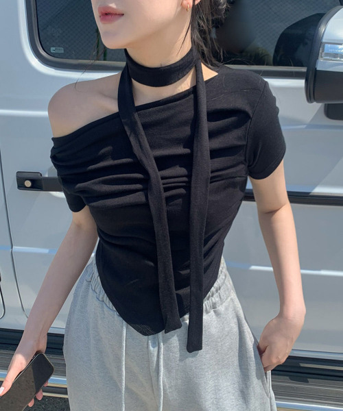 Драпированная футболка с чокером VIVID LADY, черный
Драпированная футболка с чокером VIVID LADY, черный