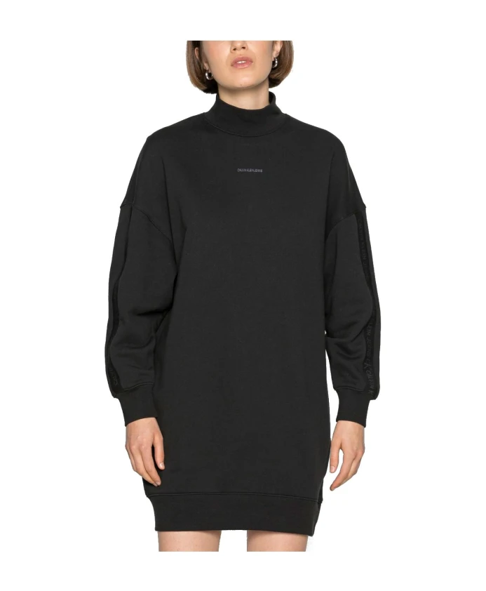 Платье Футляр с отделкой логотипом Calvin Klein, черный
Платье Футляр с отделкой логотипом Calvin Klein, черный