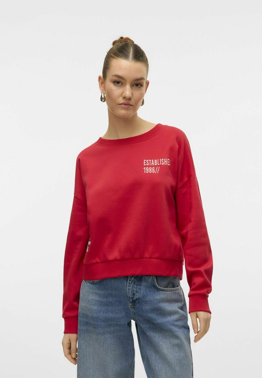 Толстовка Vero Moda VMTRINA BOX JRS BOO, Ribbon Red/Red
Толстовка Vero Moda VMTRINA BOX JRS BOO, Ribbon Red/Red