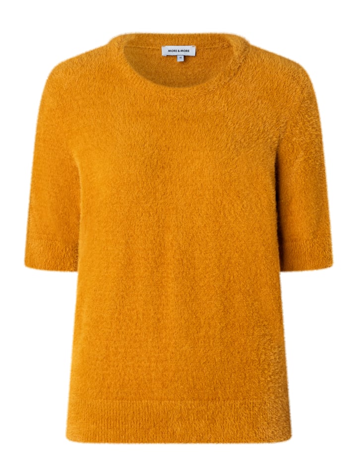 пушистый свитер осенне-желтого цвета More & More
пушистый свитер осенне-желтого цвета More & More