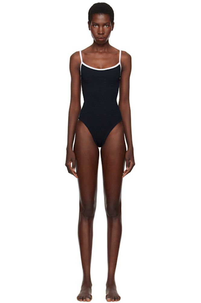 Контрастный купальник Pamela Black & White Hunza G
Контрастный купальник Pamela Black & White Hunza G