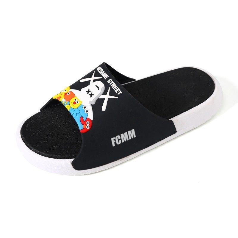 Детские шлепанцы для улицы с противоскользящей подошвой, легкие и амортизирующие FCMM, черный
Детские шлепанцы для улицы с противоскользящей подошвой, легкие и амортизирующие FCMM, черный