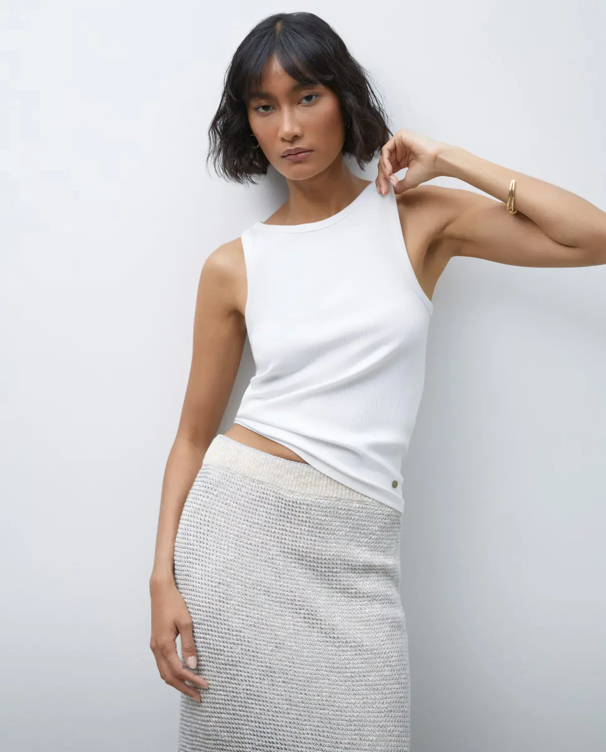 Женская майка с халтером без рукавов Tintoretto, белый
Женская майка с халтером без рукавов Tintoretto, белый