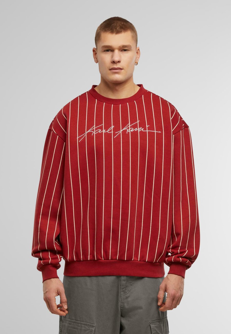 Толстовка Karl Kani AUTOGRAPH CREWNECK, Darkred/Dark Red
Толстовка Karl Kani AUTOGRAPH CREWNECK, Darkred/Dark Red